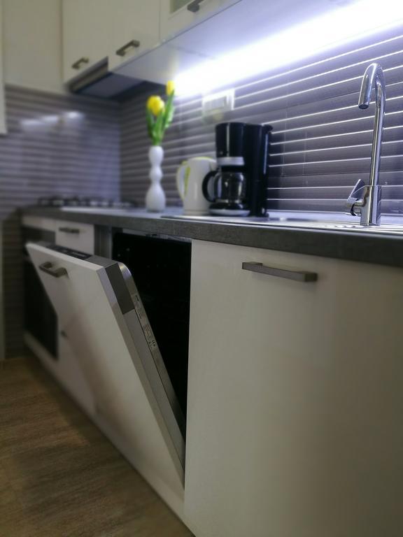 Apartment Cozy ชิเบนิก ภายนอก รูปภาพ