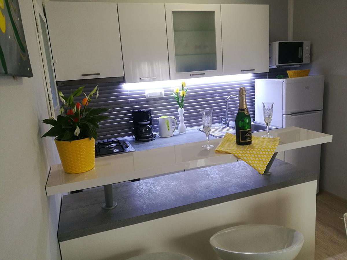 Apartment Cozy ชิเบนิก ภายนอก รูปภาพ